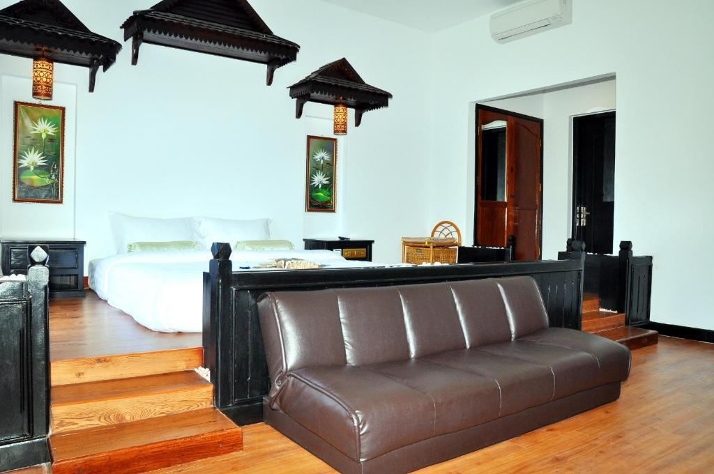 Vimean Sovannaphoum Resort Battambang Room photo